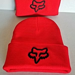 - Fox racing beanie